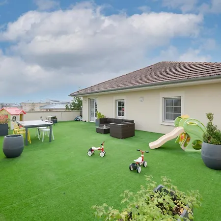 Superb Family Duplex Clos To Disneyland * Bussy-Saint-Georges