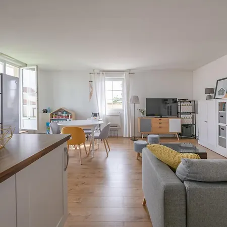Superb Family Duplex Clos To Disneyland Bussy-Saint-Georges